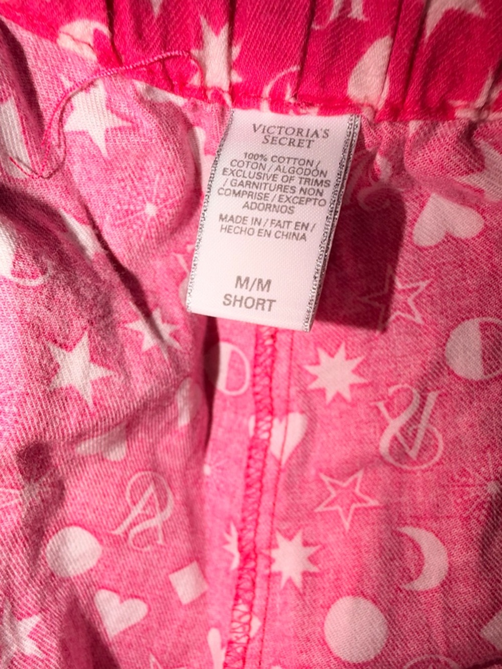 Y2K Victoria’s Secret Pink Pajama Set Hearts Stars VS Logo Medium Short - Picture 10 of 10
